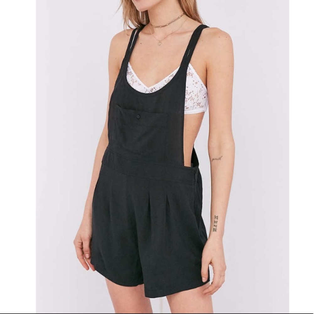 Ecote Mia racerback shortall overall/romper, XS